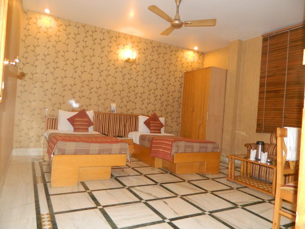 Hotel Singh International Delhi  Exterior foto